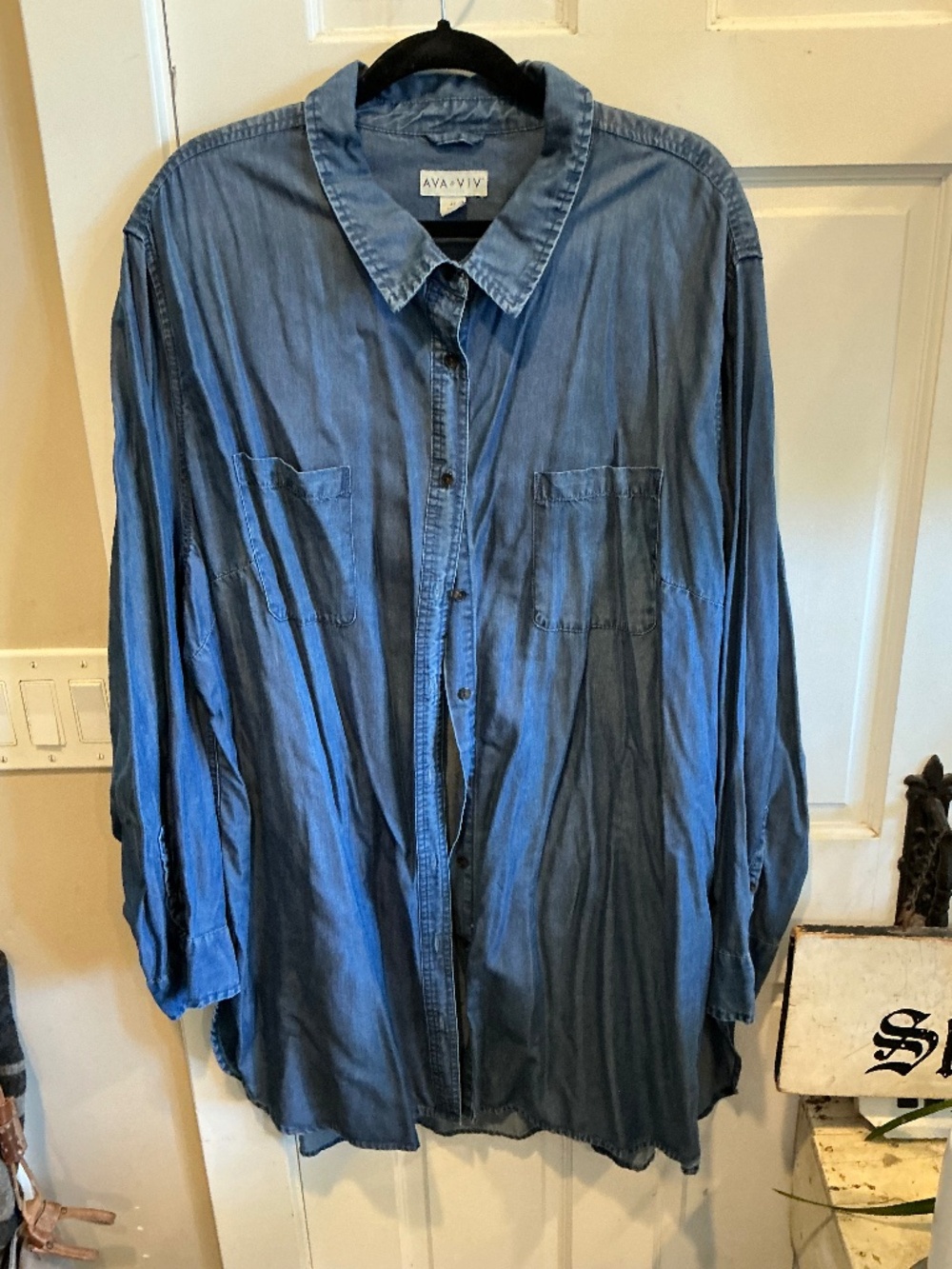 Ava Viv lightweight denim shirt brand new with tags! Plus size 4x